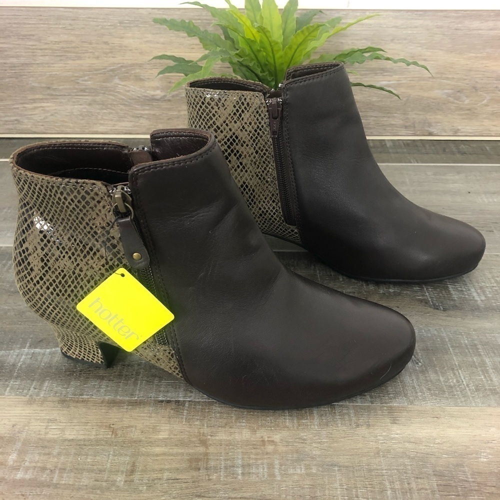 HOTTER Delight Brown Snake Print Leather Ankle Boot size 9 - Picture 2 of 12
